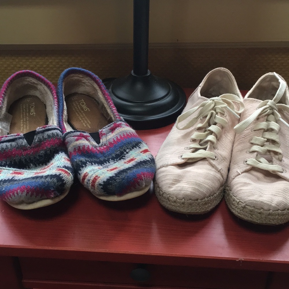 Toms size 7